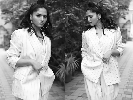 Stunning Looks Of Sunaina In Formals